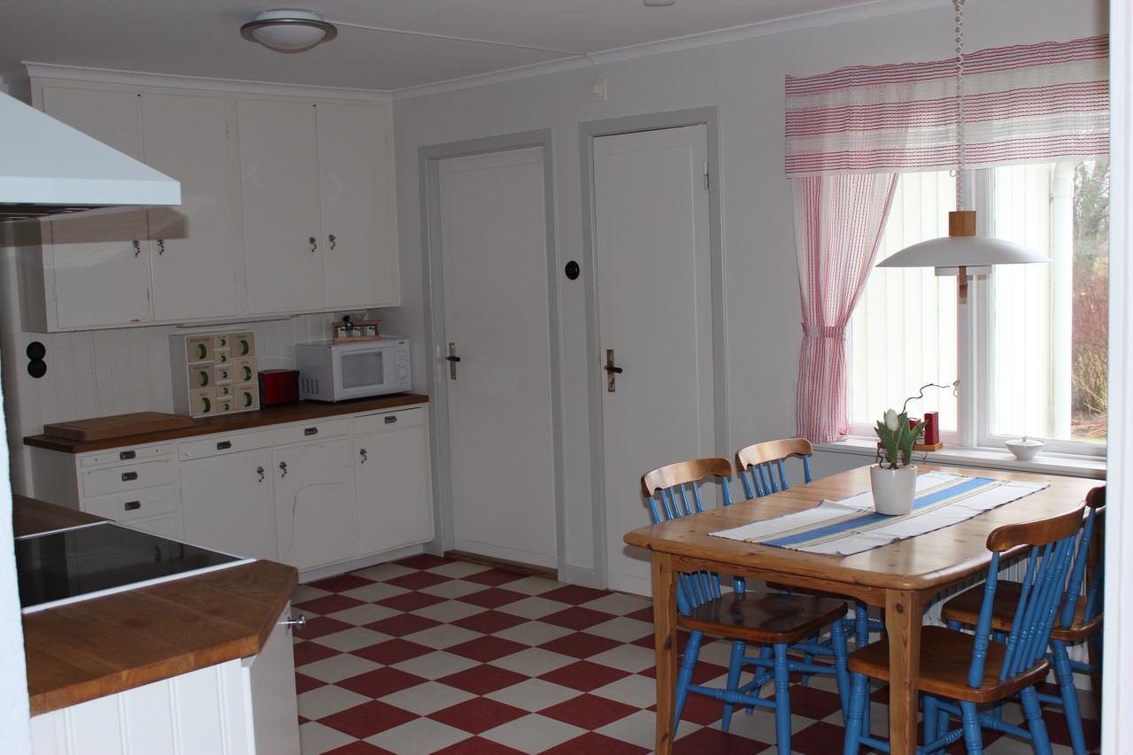 Hermanslycke Bed & Breakfast Tvaaker Экстерьер фото